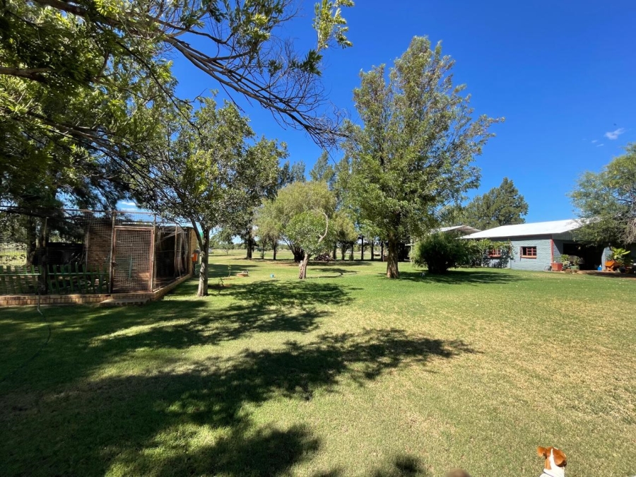 6 Bedroom Property for Sale in Bloemhof Rural North West